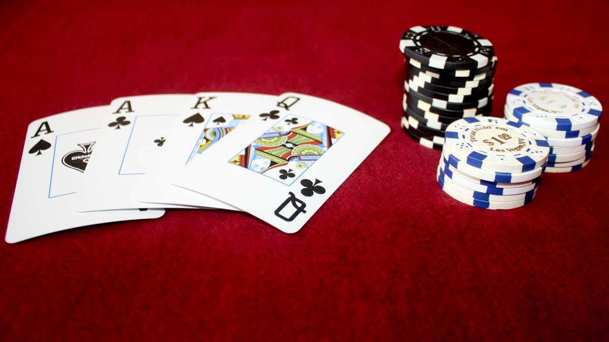 cách chơi poker hiệu quả-1